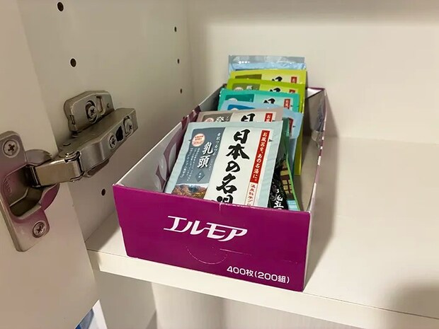 箱ティッシュケースに入れた入浴剤（撮影：grapeライフハック編集部）