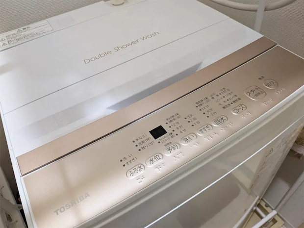 夏服がすぐ傷むかも! クリーニングのプロに聞いた『外干しのNG行動』