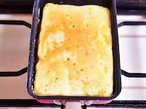 ホットケーキ、丸いフライパンで作ってる？　管理栄養士の『玉子焼き器レシピ』に「手間が減った」