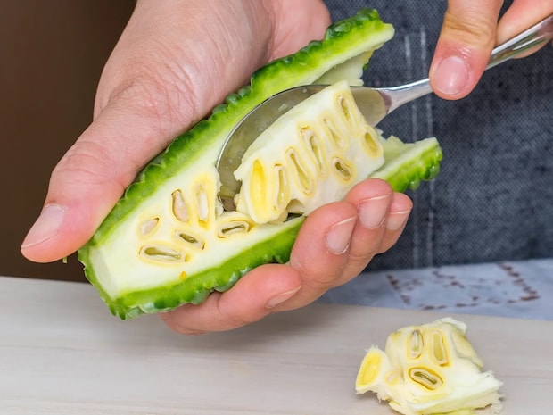 夏が旬のゴーヤ、塩もみするの待った! 野菜のプロに聞く『下処理の正解』