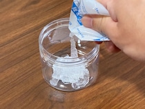 保冷剤の『中身』を活用！　夏に役立つ2つの使い道が、こちら
