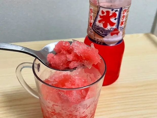 かき氷シロップで作ったシャーベットの写真（撮影：grapeフード編集部）