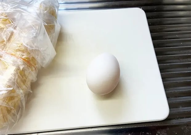 ハーゲンダッツの蓋の活用写真（撮影：grapeライフハック編集部）