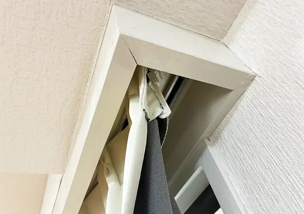 カーテンの光漏れ防止写真（撮影：grapeライフハック編集部）