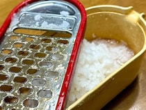 薬味づくりに大活躍の『おろし金』　貝印がお手入れの“NG行動”を注意