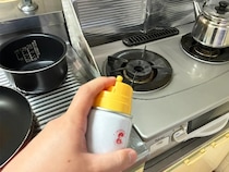 家電の近くにゴキブリが出たらどうする？　スプレーが使えない時の対処法をメーカーに取材