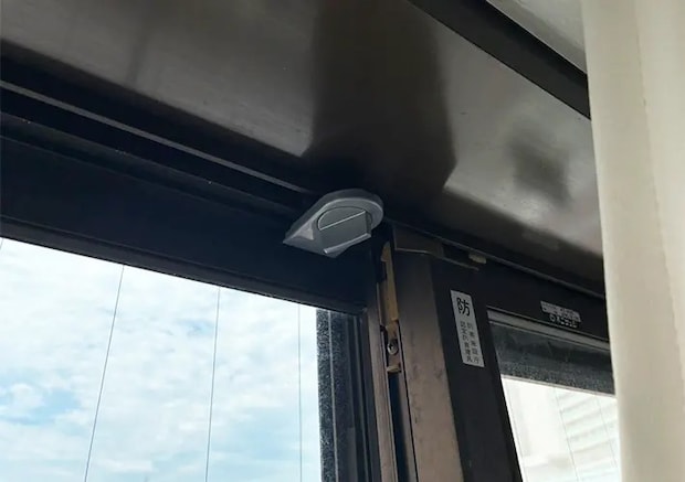 開かずの窓の写真（撮影：grape編集部）