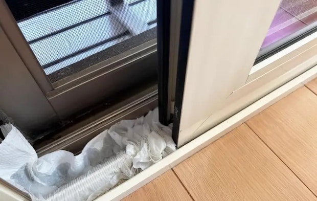 窓を閉めた画像（撮影：エニママ）