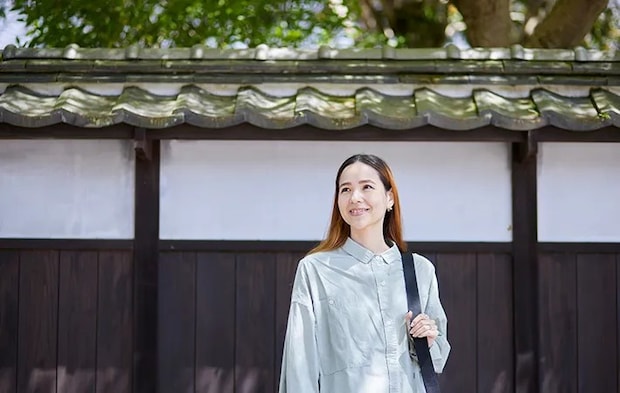 女性の写真