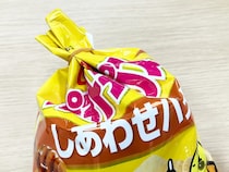 食べかけのポテトチップス、輪ゴムで結んだ『後』に？　カルビーが“保管の正解”を教える