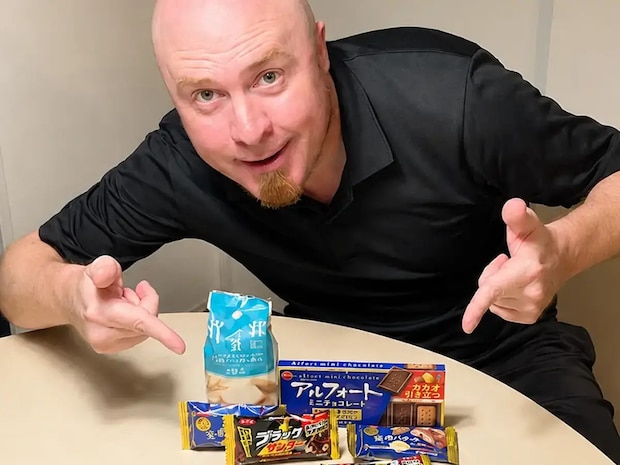 「日本人は当たり前に食べてるの？」　アメリカ人がコンビニで何度もリピートするチョコ菓子3選！