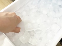 「店みたいな氷」はどうやって作る？　冷蔵庫メーカーにコツを聞いた