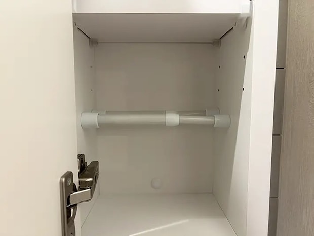 つっぱり棒の画像