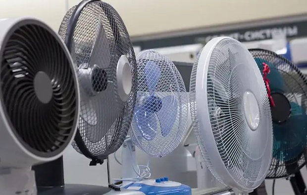 扇風機とサーキュレーターの写真