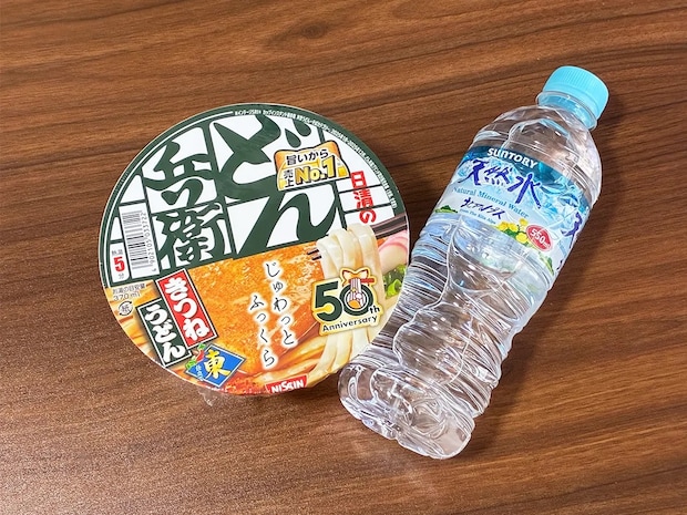 カップうどんに水を注いで1時間　夏や災害時に助かる『お湯なし調理法』がこちら