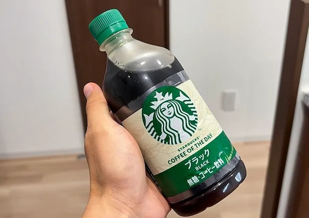 ペットボトルの『無糖アイスコーヒー』の写真（撮影：キジカク）