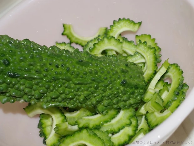 ゴーヤの苦み、我慢するしかない？　10分放置でOK！野菜のプロに聞いた『苦みを抑えるコツ』