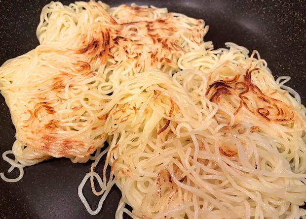 麺がこんがりした画像（撮影：エニママ）