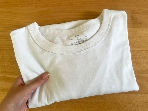白い服の黄ばみを防ぐには？　プロ直伝『なじませ洗い』の手順がこちら