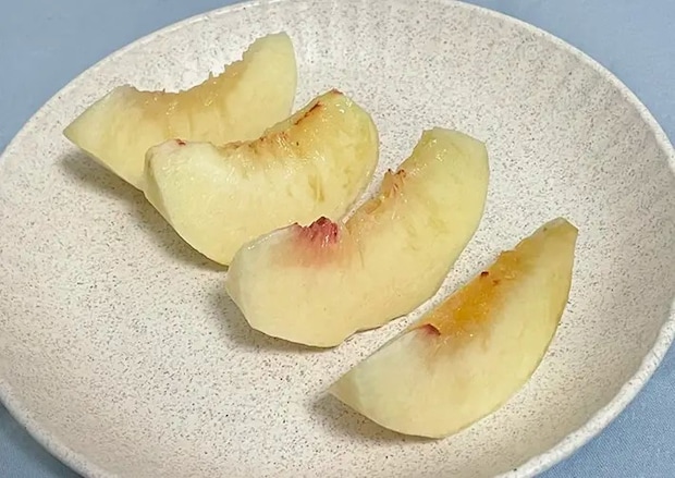 桃の果肉の写真（撮影：grapeフード編集部）