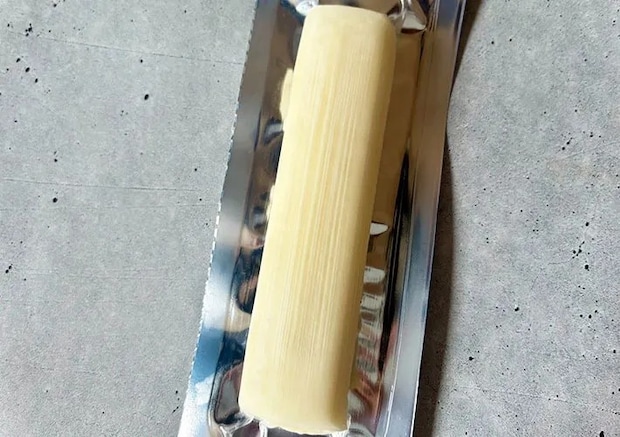 さけるチーズを凍らせた画像（撮影:エニママ）
