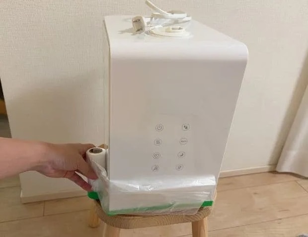 家電に巻きつけている様子（撮影：grapeライフハック編集部）