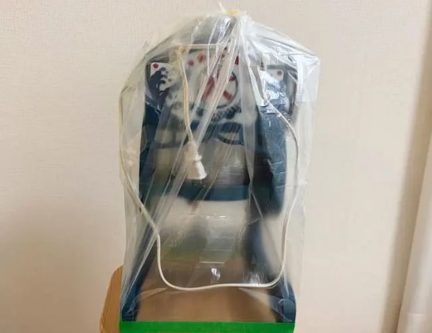 ビニールで覆われている様子（撮影：grapeライフハック編集部）