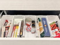 整理のプロがやってる『食品ストック』収納　「キッチンの一角に…」アイディア5選
