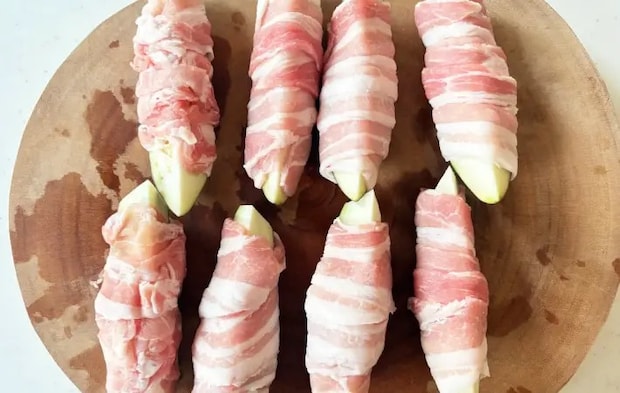 豚肉をなすに巻き付けた画像（撮影：エニママ）