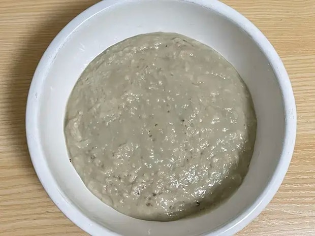 ゼリー、卵、ホットケーキミックスを混ぜた写真（撮影：grapeフード編集部）