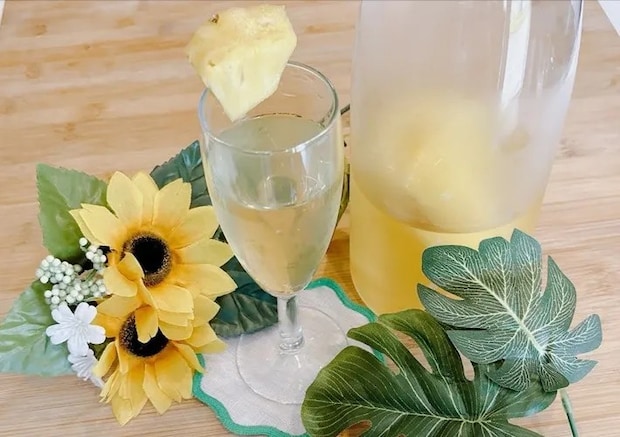 『パイナップルの芯を煮たリンゴジュース』の完成写真（撮影：キジカク）