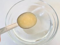 めんつゆの代わりに『大さじ2杯』と水を混ぜるだけ 「そうめんがすすむ」「ほんのり甘い」