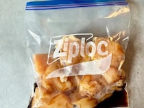 鶏むね肉をライスペーパーで包んで　『から揚げ風』が「柔らかくてうまい」