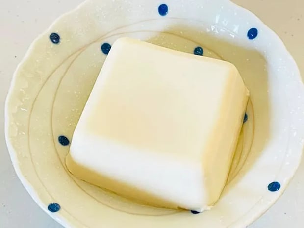 豆腐に『大さじ1杯』かけるだけ　冷奴のタレに「思いつかなかった」「また作って」