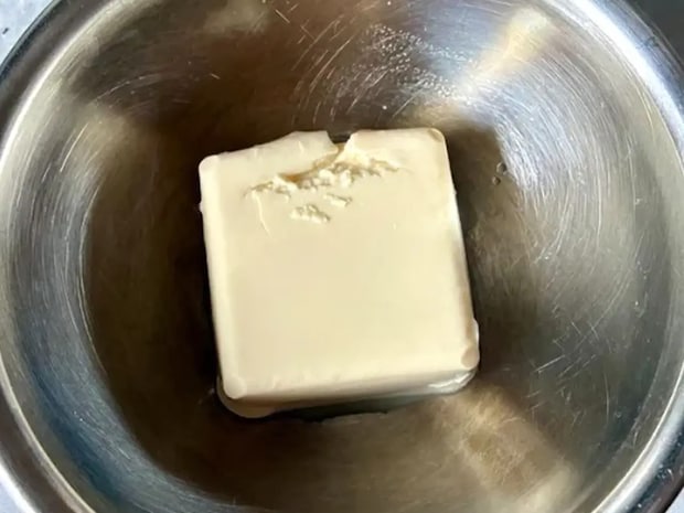 ピンク色になった『豆腐一丁』　めんつゆ要らずの食べ方に「暑い日にぴったり！」