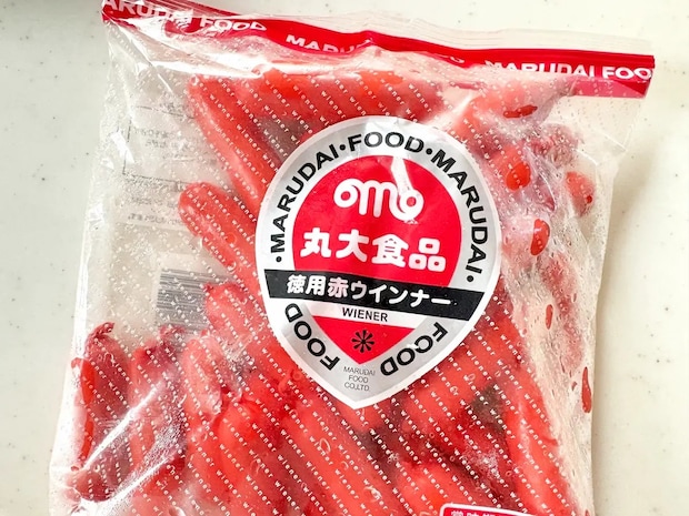 赤いウインナーを半分に切って…『飾り切り3種』に「お弁当が楽しくなる」