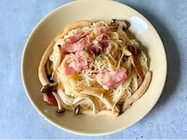 そうめんを『バター』で炒めてみると？「味の決め手は小さじ1杯」
