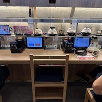 【万博グルメ】予約は取れなかったけど……　大人気の「くら寿司」で世界の料理をいただく【大阪・関西万博】