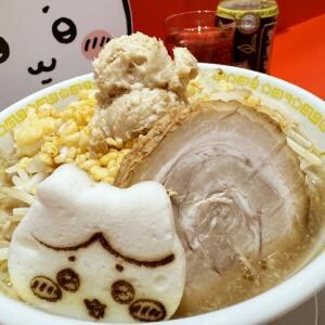 人気漫画「ちいかわ」のハチワレの裏アカ判明 / パスタライ助の才能とは