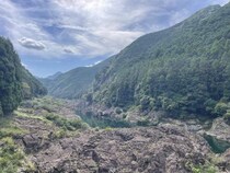 北山村観光協会が「人工物がいっさい目に入らない景色」を公開→ おわかりいただけだろうか