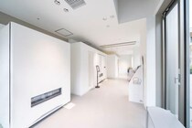 ダイドー新型自販機「HAKU」ボタンも商品表示もない理由