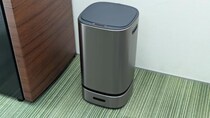 これぞ未来のゴミ箱！　手でも足でも開閉できる二刀流センサーとゴミ袋の自動密閉機構を搭載するスマートダストボックスをレビュー