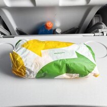 タイのサブウェイ店員に「タイっぽい味に仕上げることは可能じゃろうか」と無茶ぶりした結果