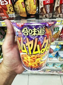 香港で売られているタイのトムヤムクン味のカップヌードルは日本語なんじゃ