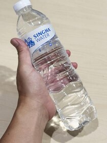 シンハビールのミネラルウォーターがむっちゃウマイので絶対に飲んでほしい