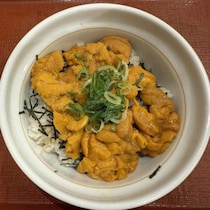もうすぐ終売！？「贅沢ウニドーン！」ミョウバン不使用で評判の「なか卯」のうに丼