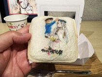 小学館に行って「コナンとフリーレンの公式パン」を食べたよ