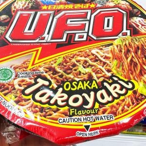 なんと「日清焼きそばUFO」に大阪たこ焼き味が存在していた！ マジだった件
