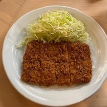 10月20日～24日に横浜の「勝烈庵」で毎年恒例の「かつれつ祭り」開催！　棟方志功画伯の絵皿がもらえる