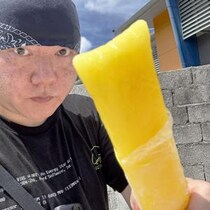 【ナウル共和国】ナウル名物バナナアイスがヤミツキになるウマさ！ 店主「ウチのはうまいだろ？」